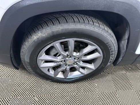 Used 2024 GMC Terrain SLT image 10