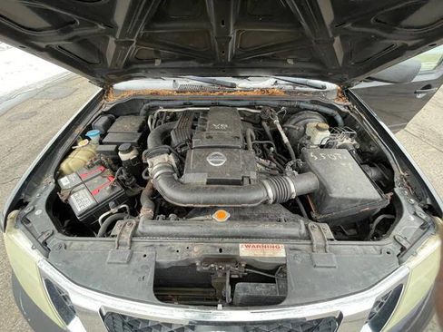 Used 2008 Nissan Pathfinder SE w/ Premium Pkg image 39