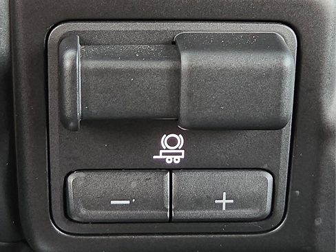 Used 2019 Chevrolet Silverado 1500 RST w/ All-Star Edition image 17