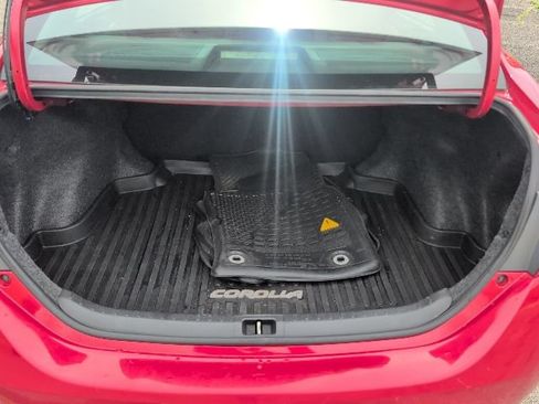 Used 2015 Toyota Corolla S FWD image 10