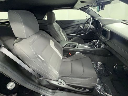 Used 2020 Chevrolet Camaro LT image 26