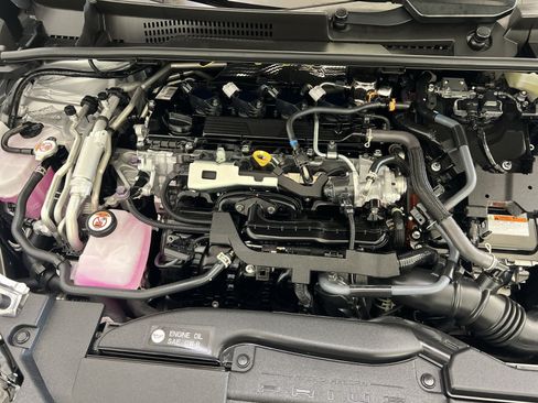 Used 2026 Toyota Prius Plug-In Hybrid FWD image 26
