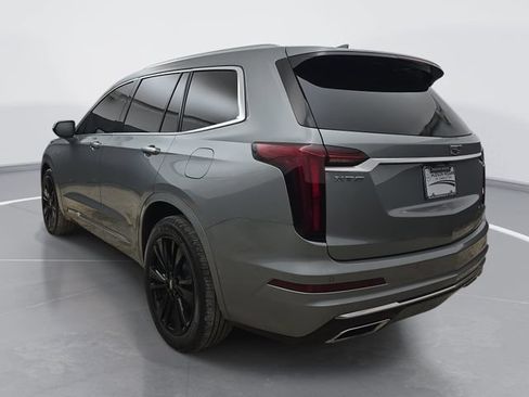 Used 2023 Cadillac XT6 Premium Luxury w/ LPO, Floor Liner Package FWD image 8