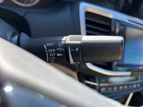 Used 2017 Honda Accord EX-L image 29