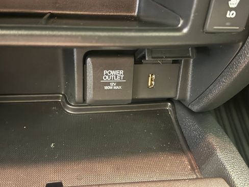 Used 2017 Honda Ridgeline RTL-T image 27