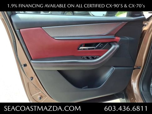 Certified 2025 MAZDA CX-70 Plug-In Hybrid w/ Premium Plus AWD/4WD image 18