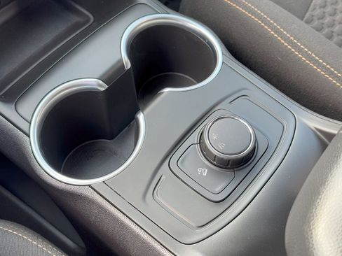 Used 2018 GMC Terrain SLE image 36