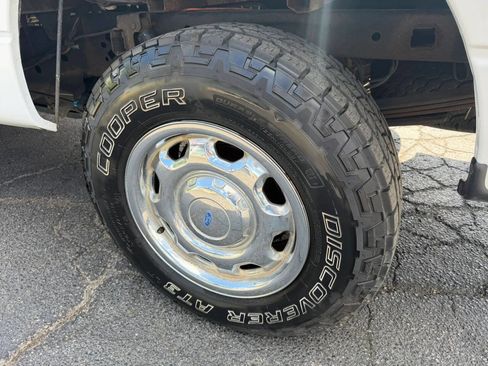 Used 2011 Ford F150 XL w/ HD Payload Pkg AWD/4WD image 74