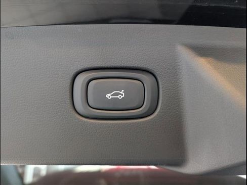 New 2025 VinFast VF 8 Plus image 16