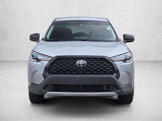 Used 2024 Toyota Corolla Cross L video 2