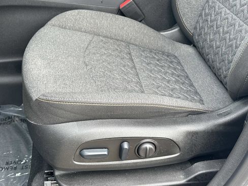 Certified 2024 Chevrolet Equinox LT w/ LPO, Floor Liner Package FWD image 16