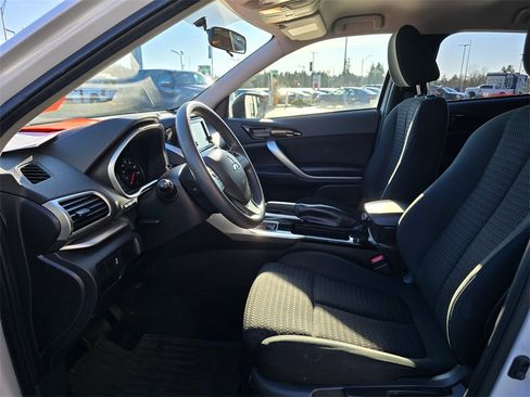 Used 2019 Mitsubishi Eclipse Cross ES image 8