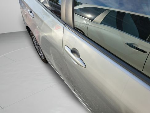 Used 2020 Toyota Prius Limited w/ Premium Convenience Package FWD image 16