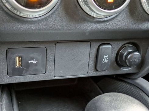 Used 2025 Mitsubishi Outlander Sport ES AWD/4WD image 22