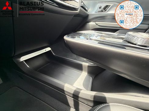 Used 2024 Cadillac Lyriq Tech w/ Driver Assist Package AWD/4WD image 47