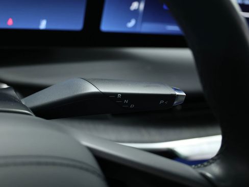 Used 2024 Lucid Air Touring image 26