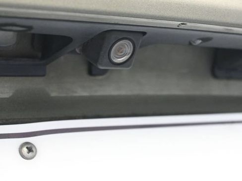 Used 2018 Subaru Outback 2.5i Premium AWD/4WD image 24