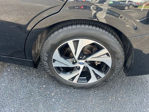 Used 2022 Subaru Legacy Premium image 35