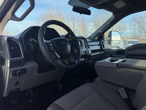 Used 2017 Ford F250 XLT w/ XLT Value Package image 17