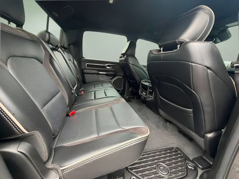 Used 2023 RAM 1500 Laramie AWD/4WD image 17