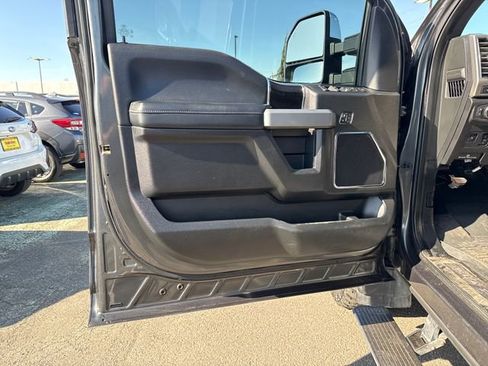 Used 2019 Ford F350 Platinum w/ Platinum Ultimate Package image 17
