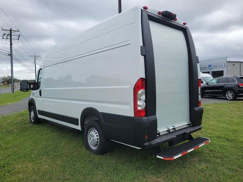 New 2024 RAM ProMaster 3500 w/ Delivery Van Package image 4