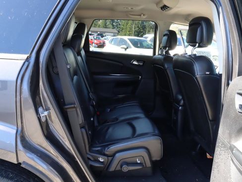 Used 2014 Dodge Journey SXT w/ Flexible Seating Group image 11
