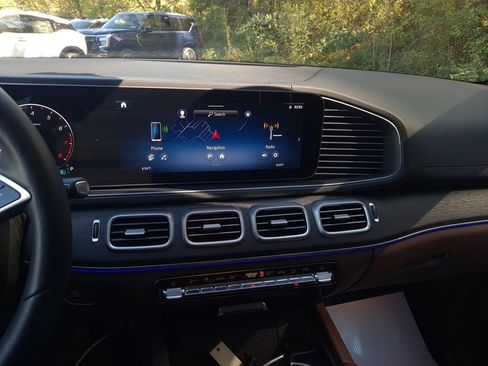 Certified 2025 Mercedes-Benz GLS 450 GLS 450 image 19