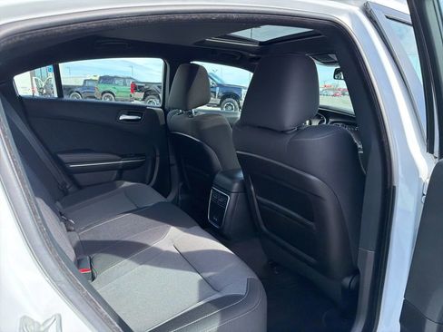 Used 2018 Dodge Charger R/T image 19