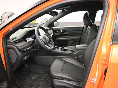 New 2026 Jeep Compass Trailhawk image 11