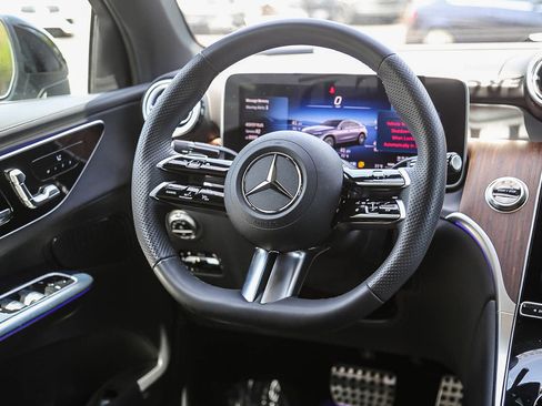 Certified 2025 Mercedes-Benz GLC 300 4MATIC image 13