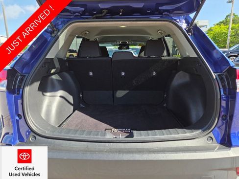 Used 2023 Toyota Corolla Cross LE FWD image 19