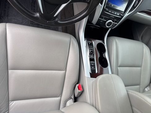 Used 2015 Acura TLX V6 image 15