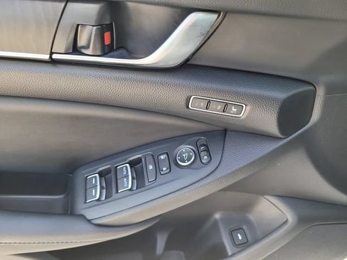 Used 2022 Honda Accord EX-L image 17