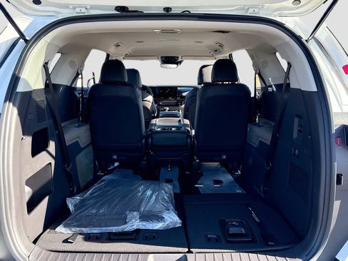 New 2026 Kia Carnival image 7