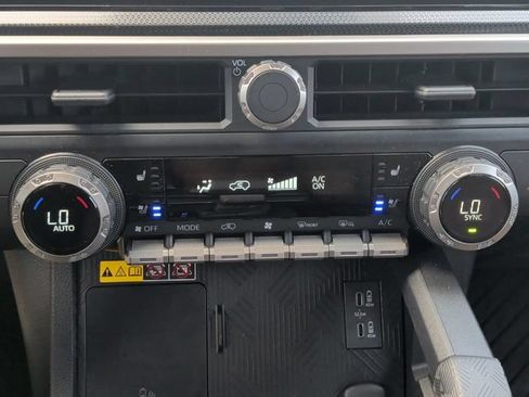 Used 2025 Toyota 4Runner Limited RWD image 26