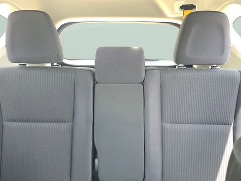 Used 2017 Toyota RAV4 LE image 13