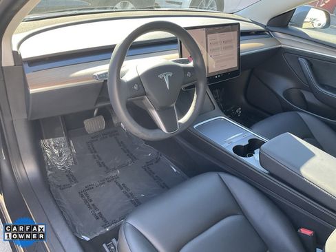 Used 2023 Tesla Model 3 Standard Range image 6