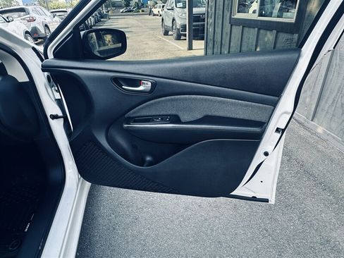 Used 2013 Dodge Dart SXT FWD image 28