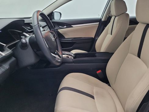 Used 2019 Honda Civic EX image 17