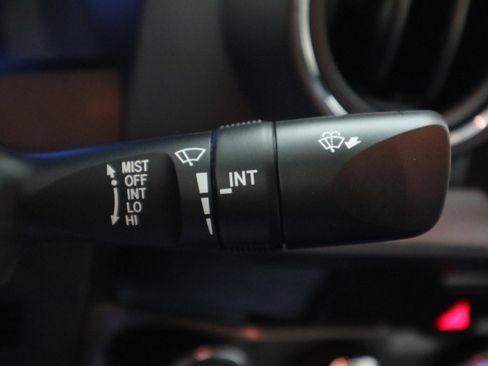 Used 2023 Toyota Tacoma TRD Off-Road image 31