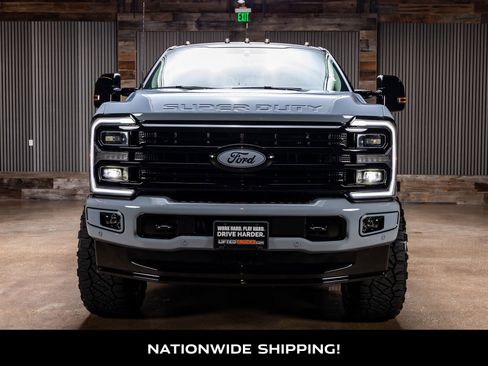 Used 2026 Ford F350 Platinum w/ Platinum Plus Package AWD/4WD image 4