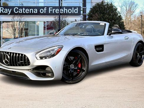 Used 2018 Mercedes-Benz AMG GT Roadster image 1