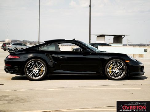 Used 2014 Porsche 911 Turbo S image 2