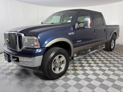 Used 2006 Ford F250 4x4 Crew Cab Super Duty image 3