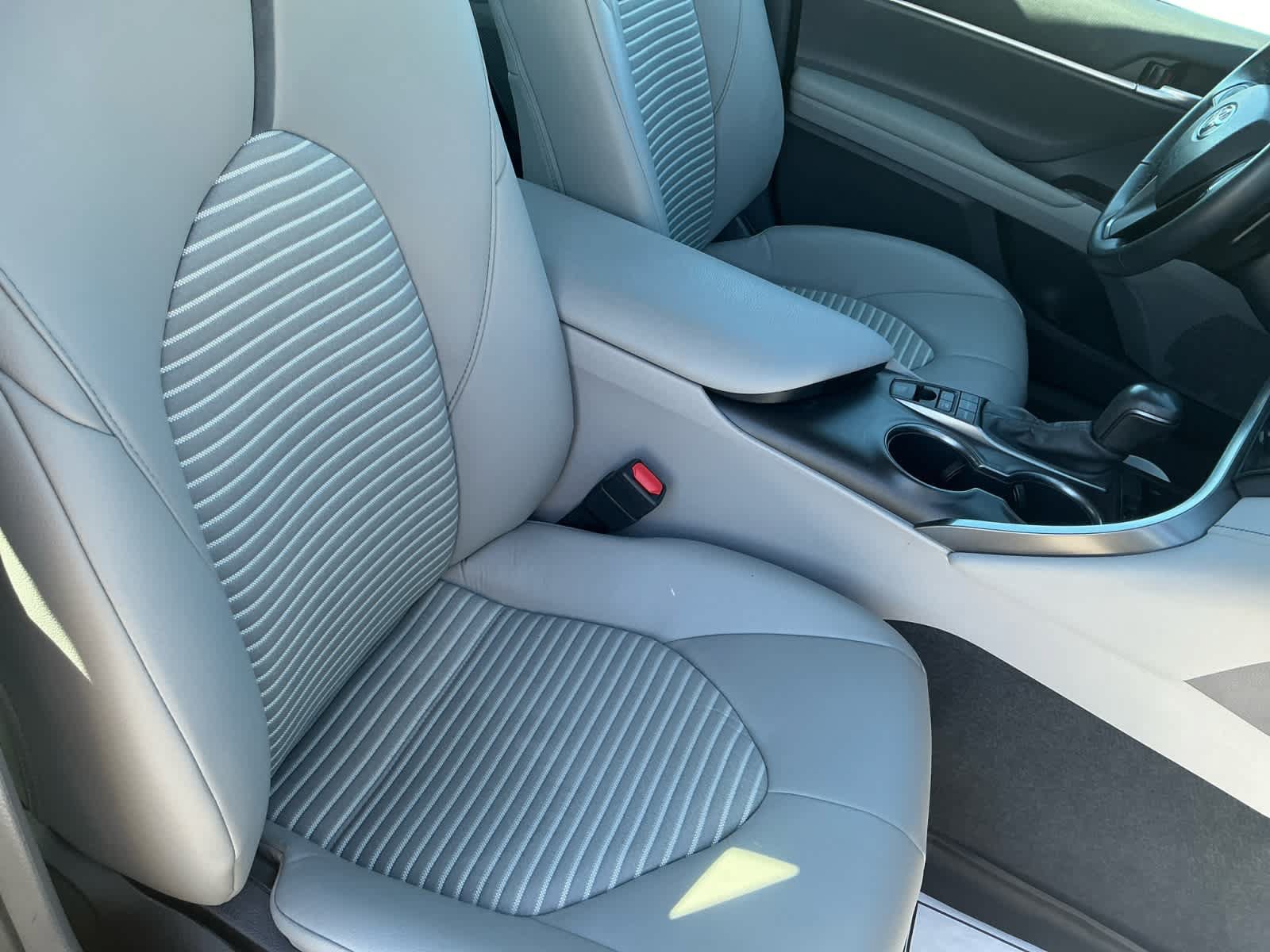 Used 2024 Toyota Camry SE FWD image 15