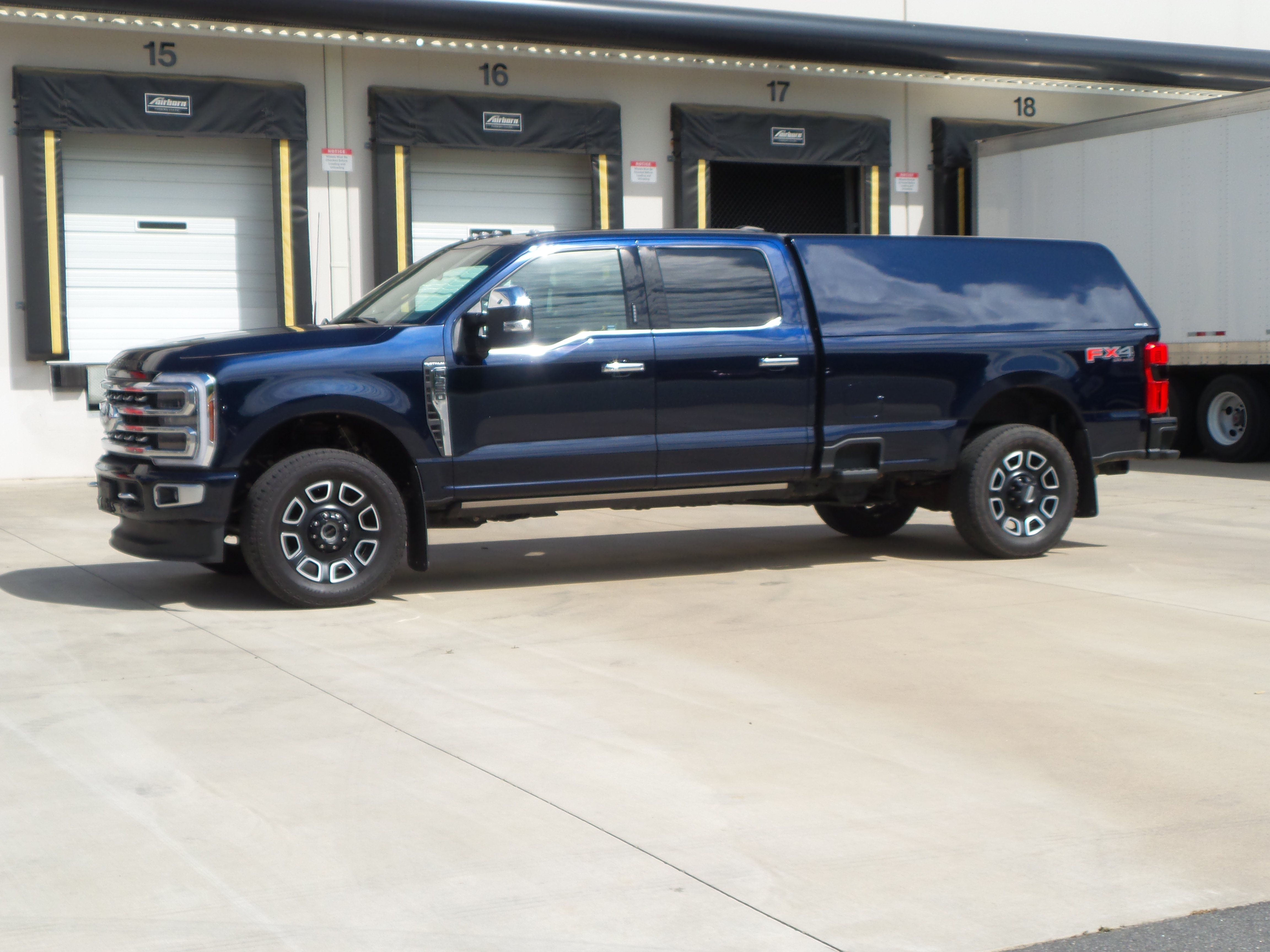 Used 2024 Ford F350 Platinum w/ FX4 Off-Road Package AWD/4WD image 2