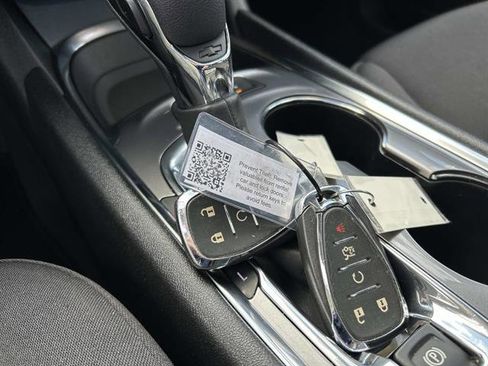 Used 2024 Chevrolet Malibu LT image 33