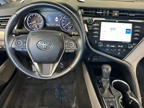 Used 2018 Toyota Camry XLE w/ Audio Package FWD image 18