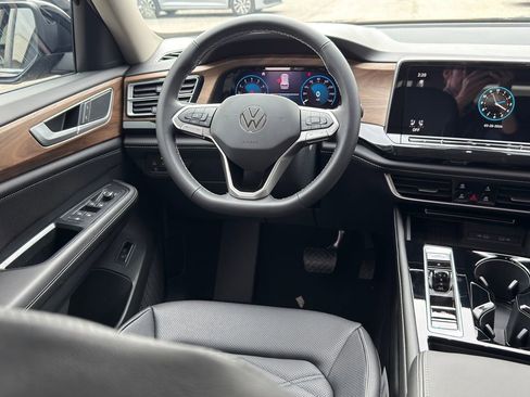 New 2026 Volkswagen Atlas SE FWD image 26